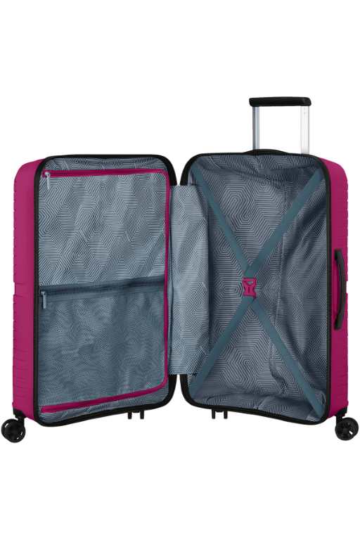 American Tourister  Airconic Spinner 67