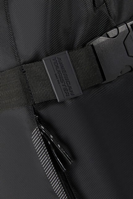 American Tourister  Urban Track Duffle/Wh. 55