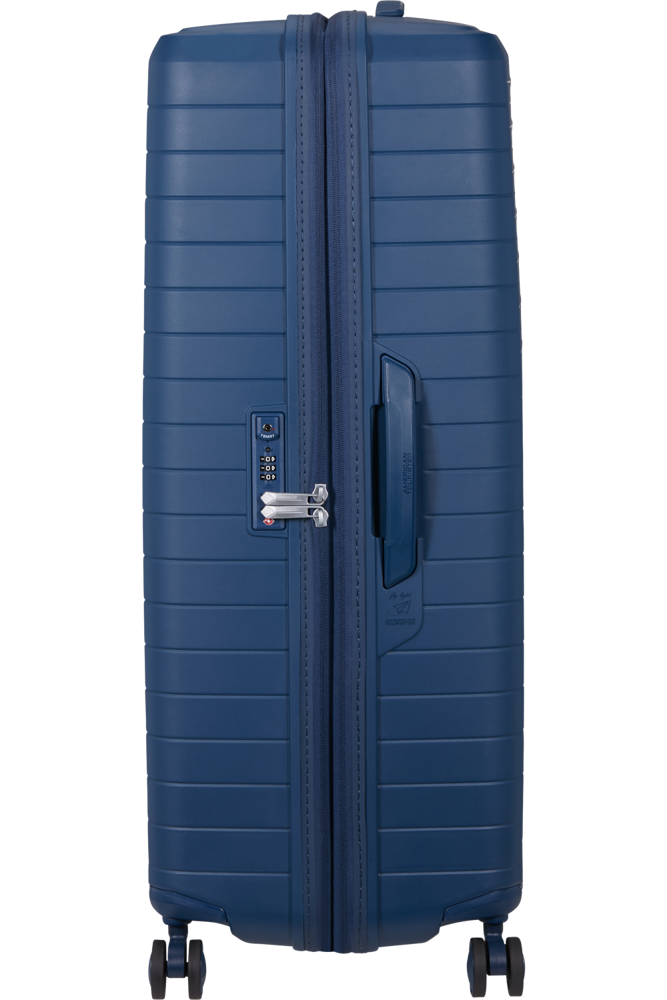 American Tourister Fastforward Spinner 83/31 TSA EXP.
