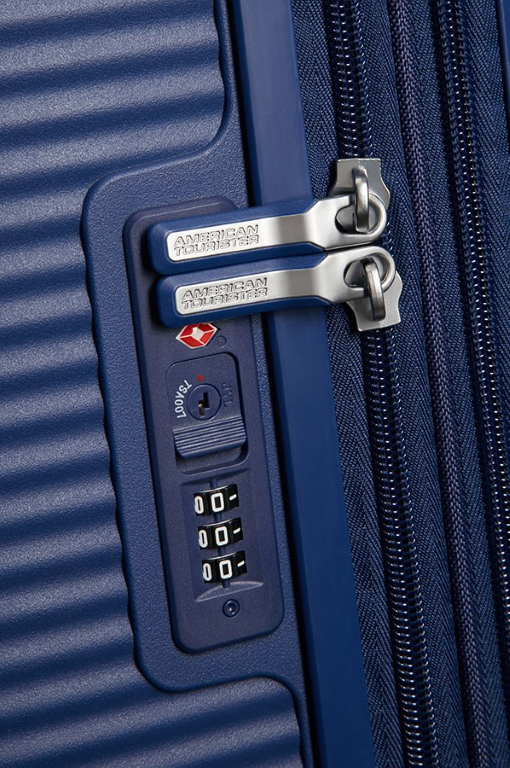 American Tourister  Soundbox Spinner 77 EXP.